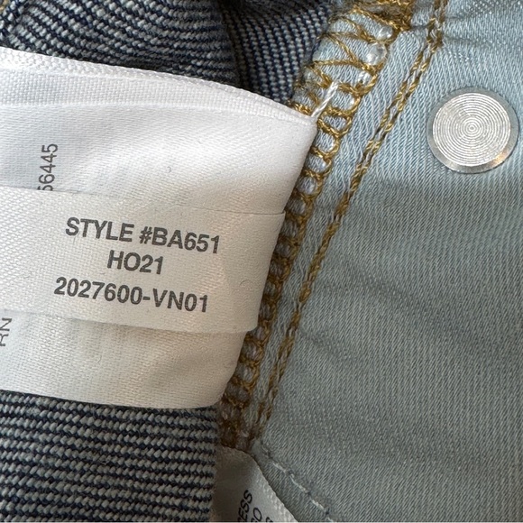 {J. Crew} "Classic Straight Buoy Wash" Petite Relaxed Tapered Leg Stretch Denim - Picture 7 of 8